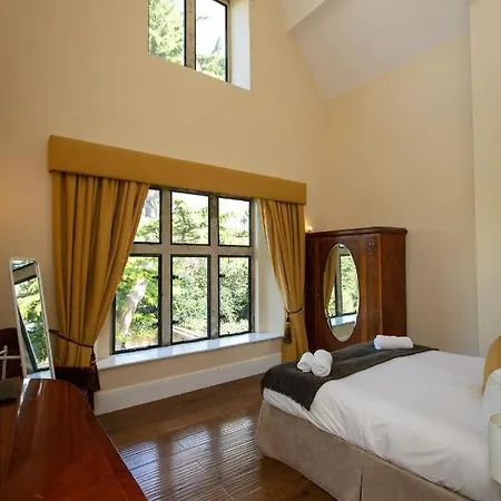 Old Down Manor Готель Бристоль