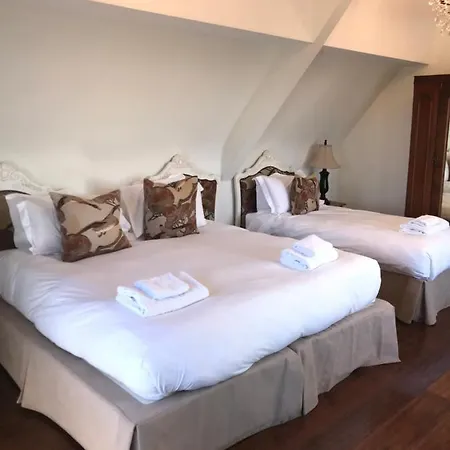 호텔 Old Down Manor