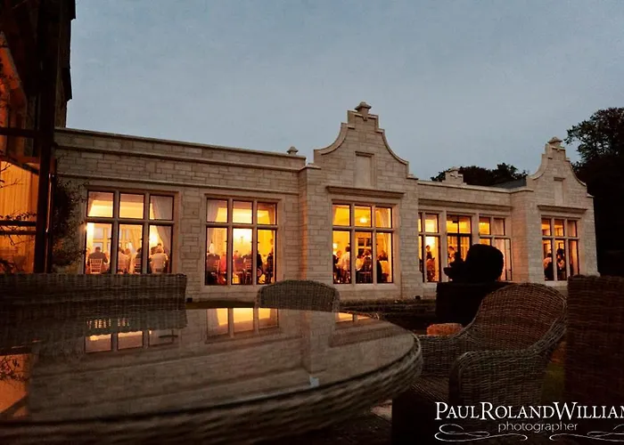 Old Down Manor فندق