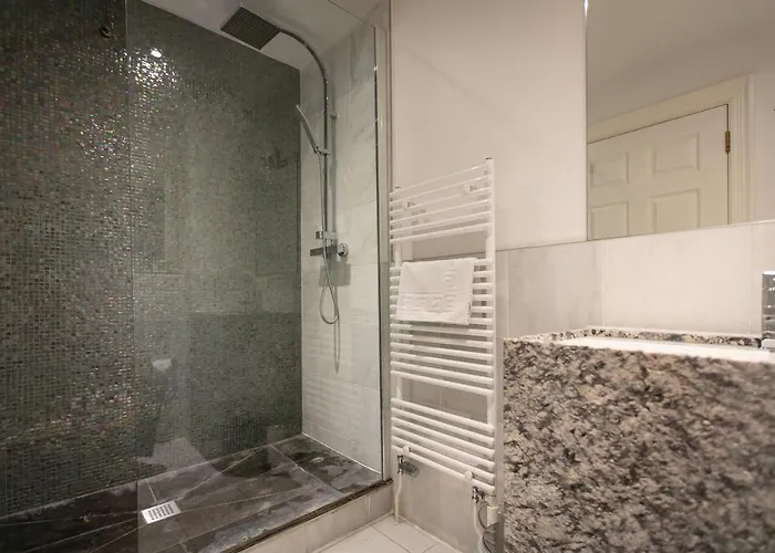 Old Down Manor فندق بريستول