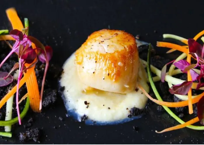 فندق Old Down Manor *